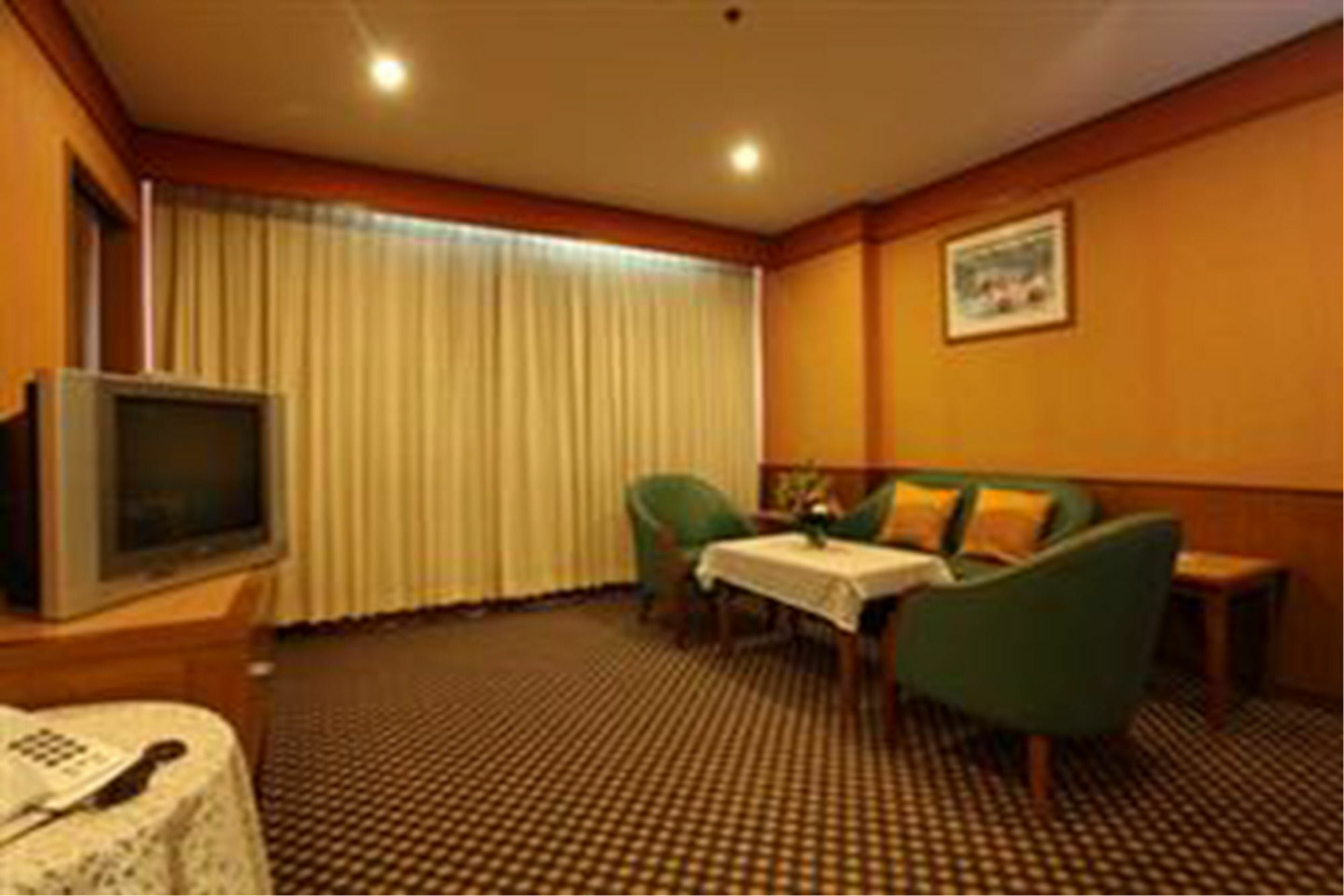 Diamond Plaza Hotel Сурат-Тхані Екстер'єр фото